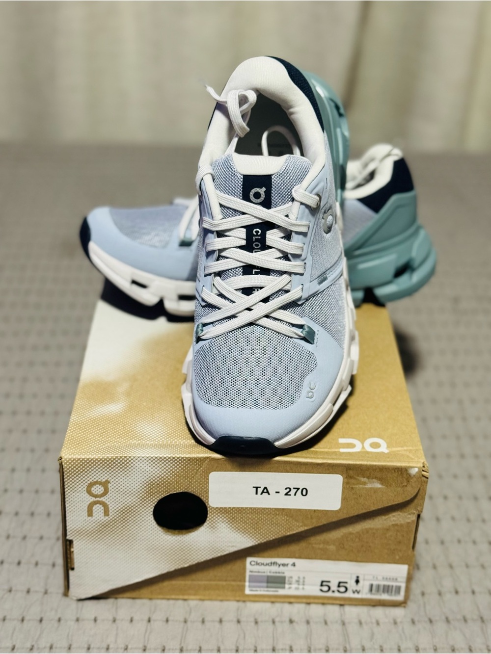 On Cloudflyer 4 Running Shoes Nimbus Cobble Womens Size 5.5 NWT